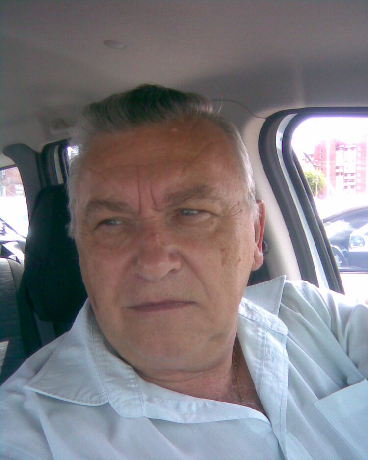  8288157  Ewgeniy, 73 ,    