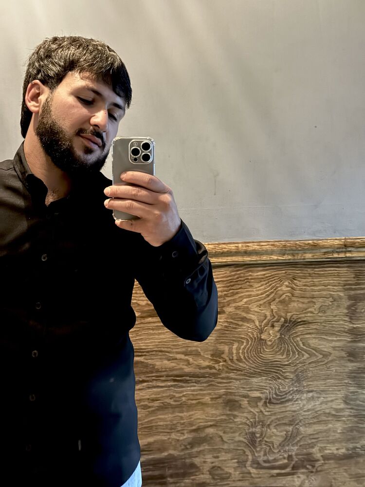  46654757  , 31 ,    
