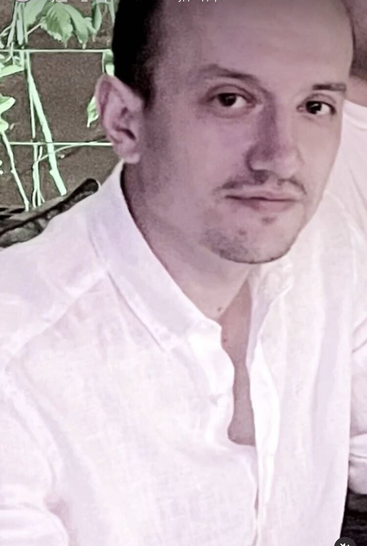  32648737  Rustam, 37 ,    