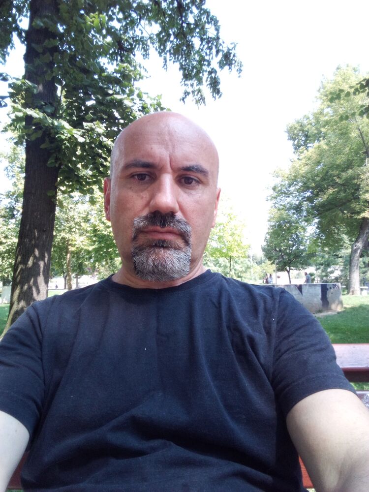  37072597  Sasha, 43 ,    