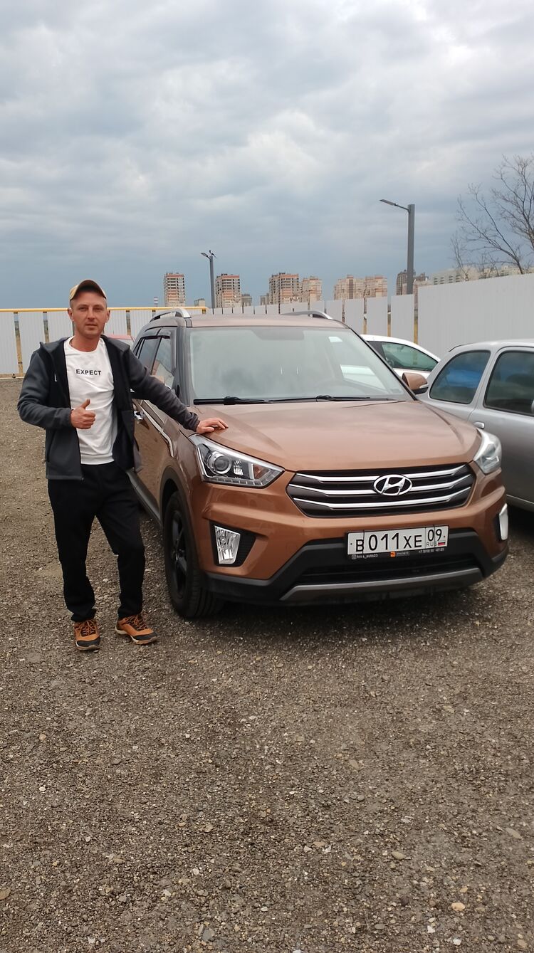  52103807  , 40 ,    --