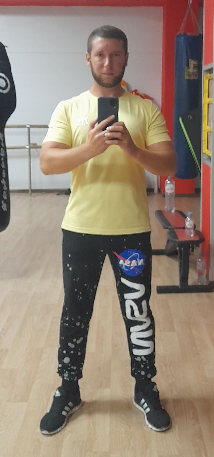  39558347  , 33 ,    --