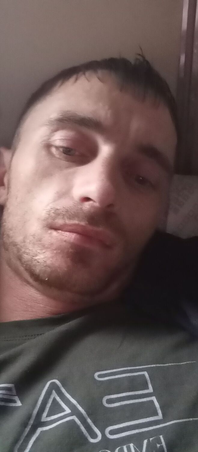  46957627  , 32 ,    