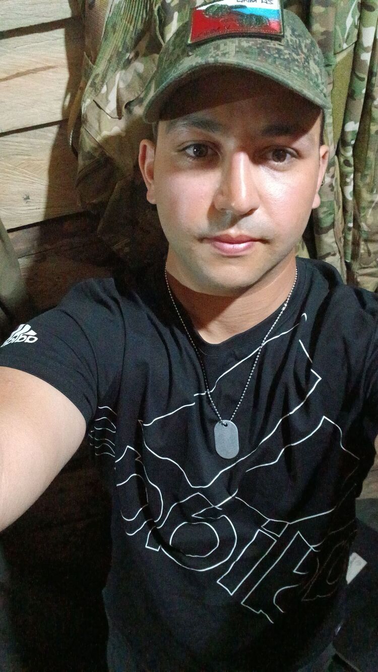  53137957  , 27 ,    