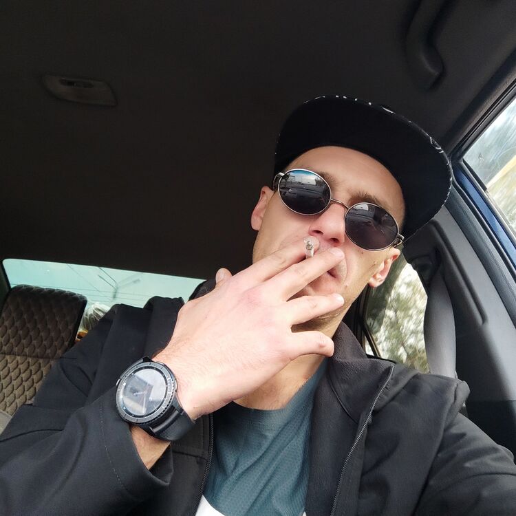  43370437  VLADIMIR, 35 ,    