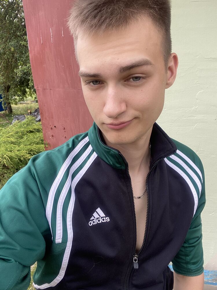  44093657  , 24 ,    