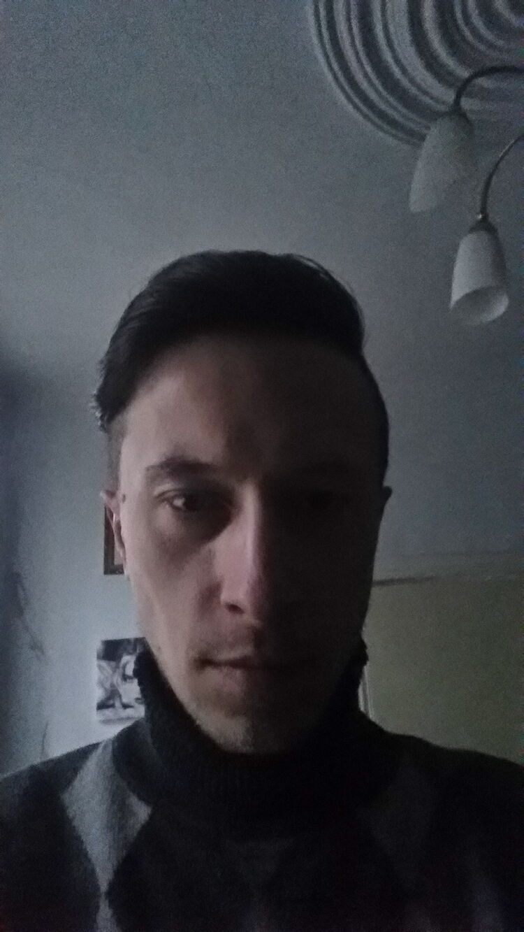  46903137  , 39 ,    