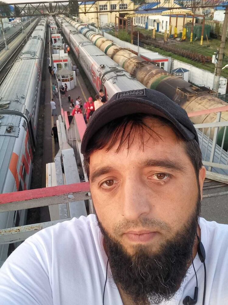 37208317  , 39 ,    