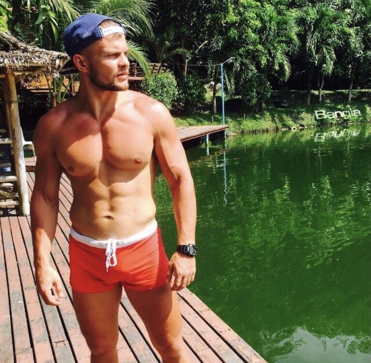  26785637  , 29 ,    -