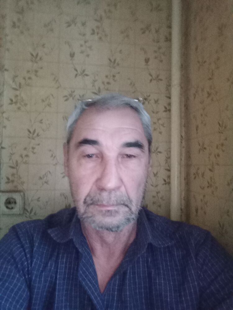  49775037  , 61 ,    