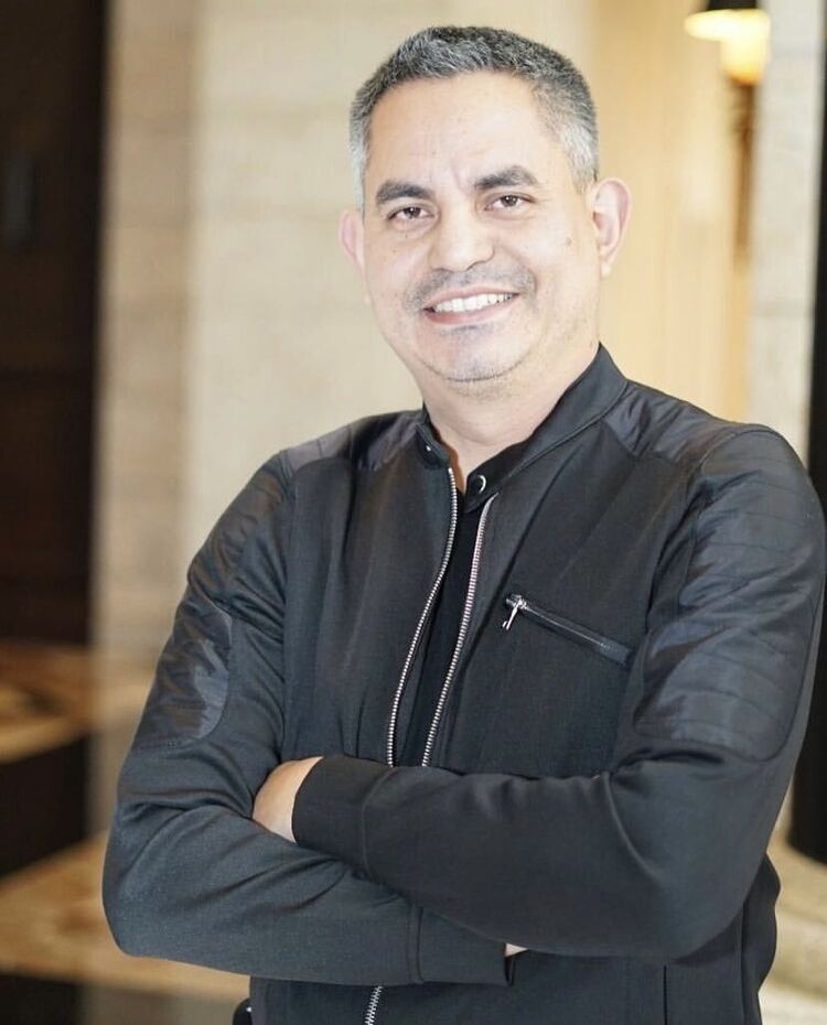  ,   Pedro, 52 ,   ,   