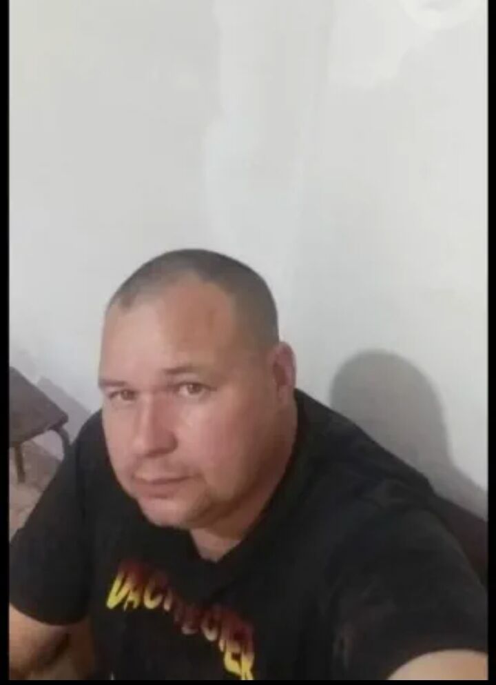  23083227  , 47 ,    