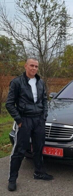  13657877  Igor, 44 ,    