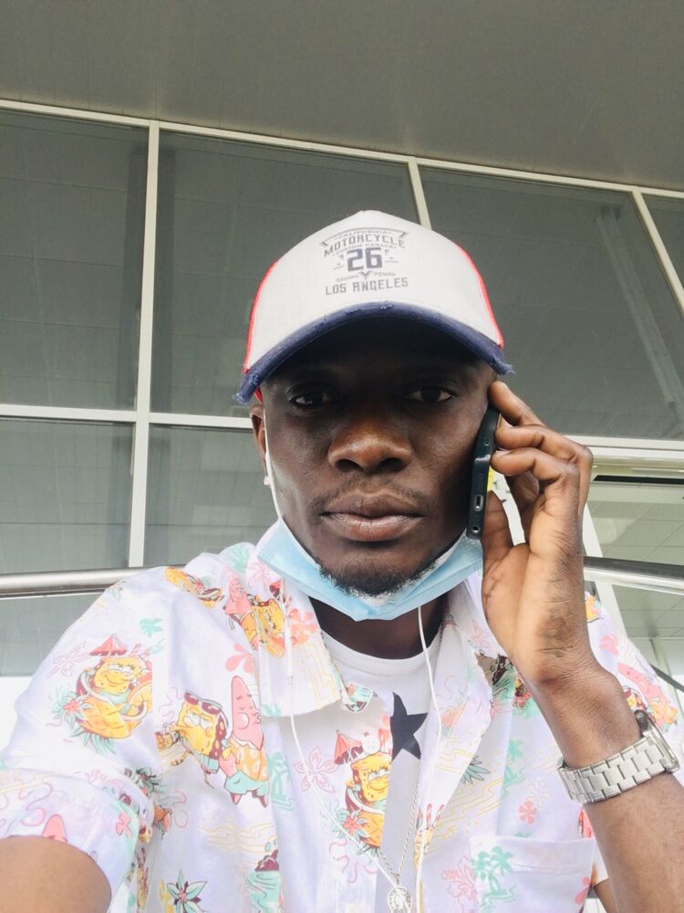  24089177  Mike, 29 ,    