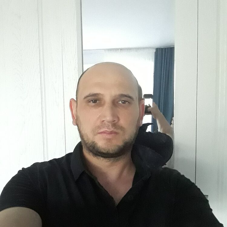  20233267  Tolik, 41 ,    