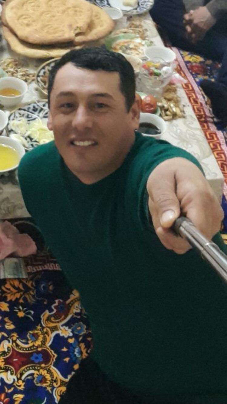  40774847  , 33 ,    