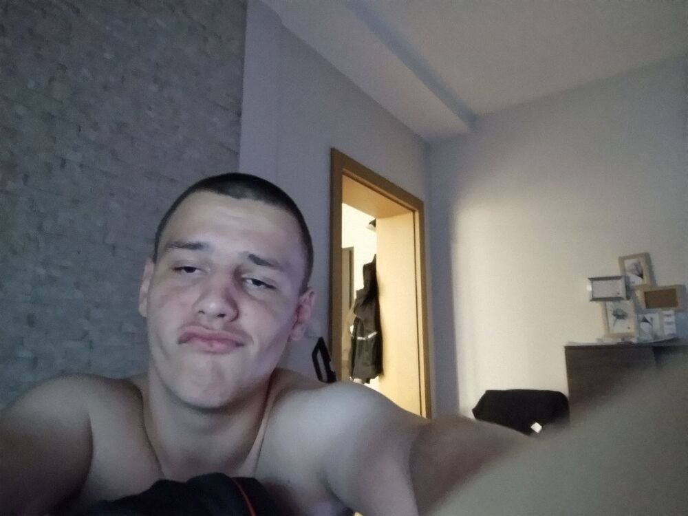  46090977  , 20 ,    