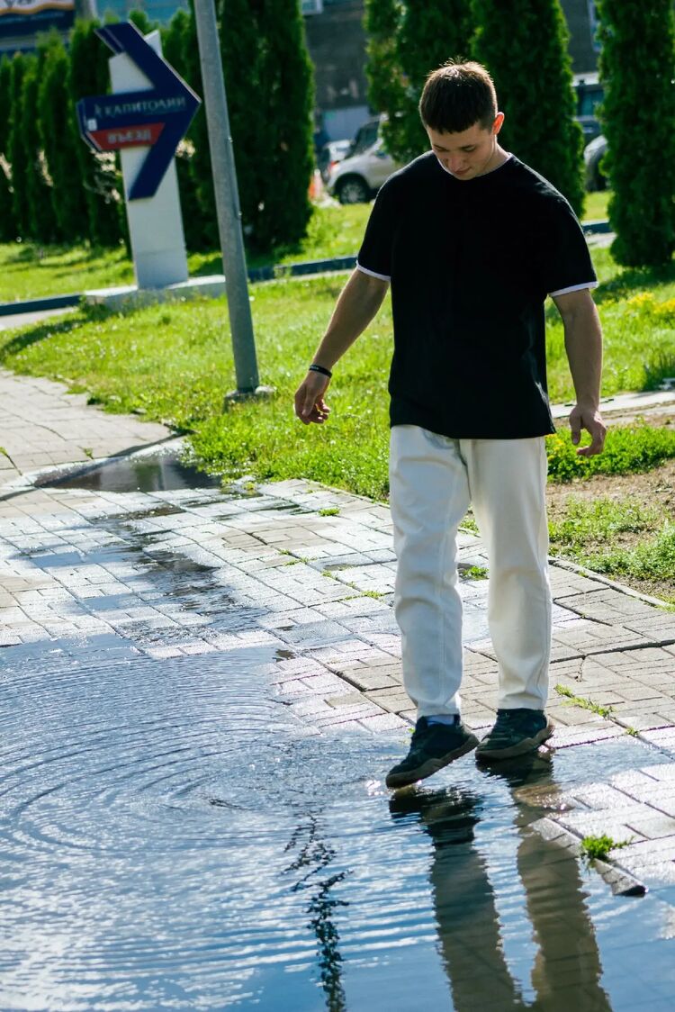  -,   , 24 ,   ,   