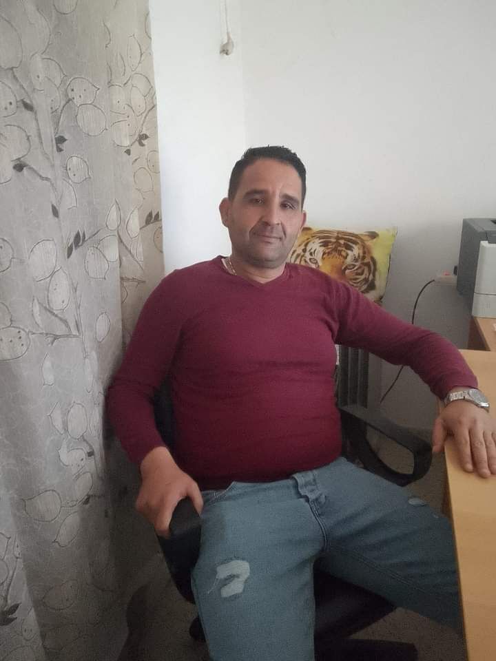  ,   Yousef, 39 ,   ,   