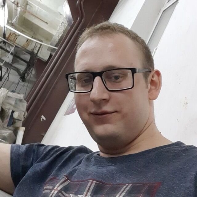  52818367  , 33 ,    