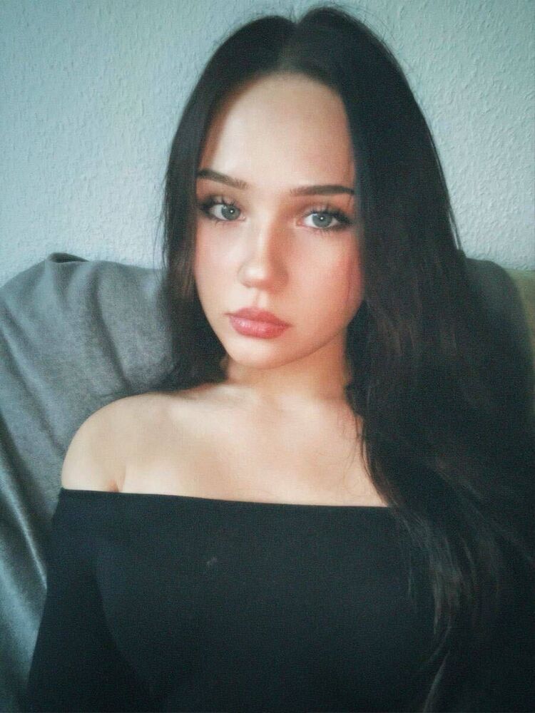  42512667  , 33 ,    
