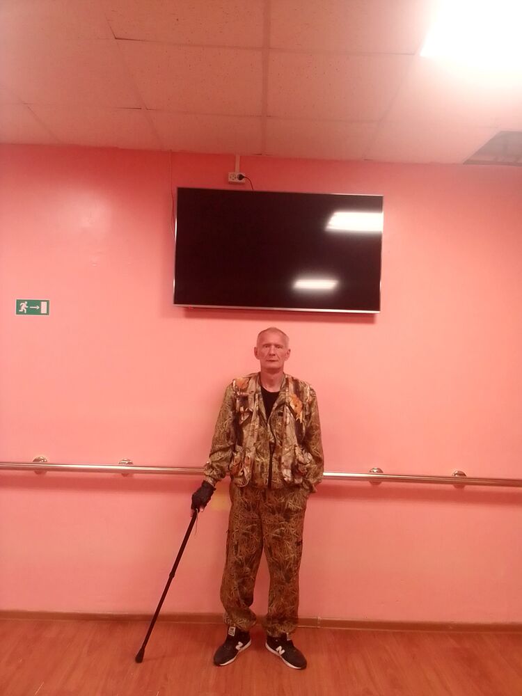  30062887  Sergey, 47 ,    