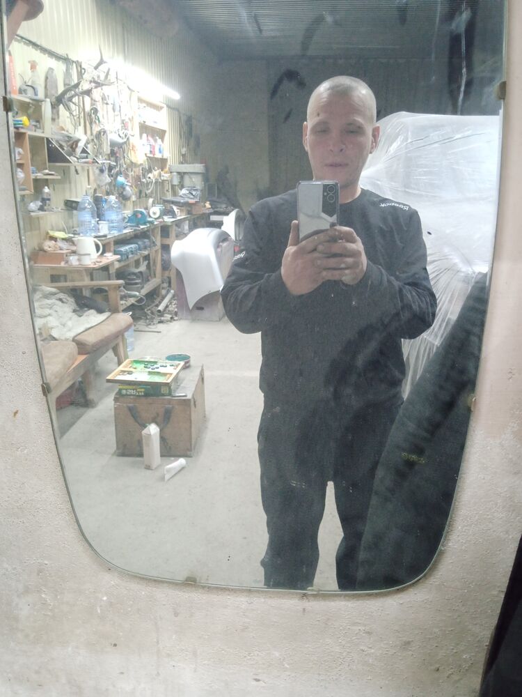  ,   Evgeny, 41 ,   ,   , c 