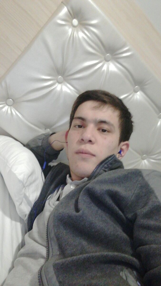  11574767  Khan, 33 ,    