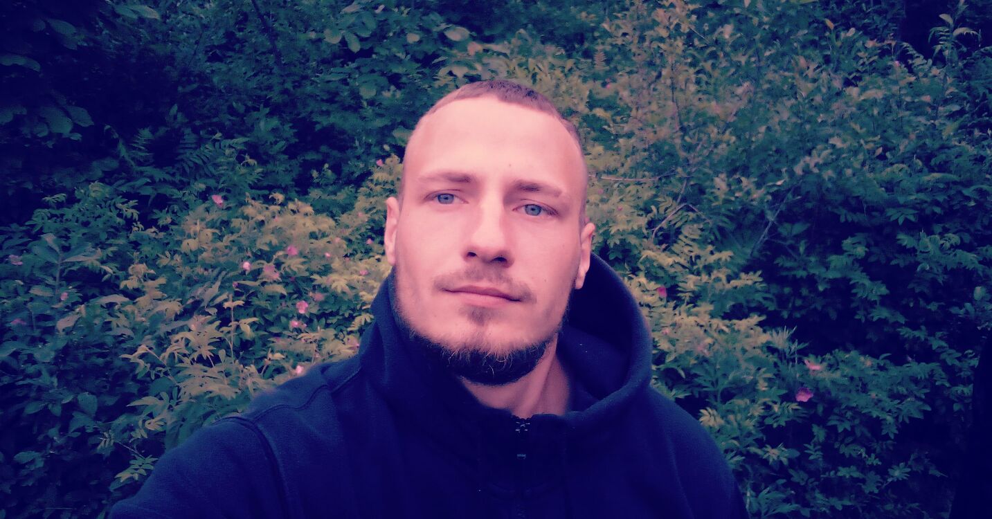  23530537  Stefan, 28 ,    Ch'ongju