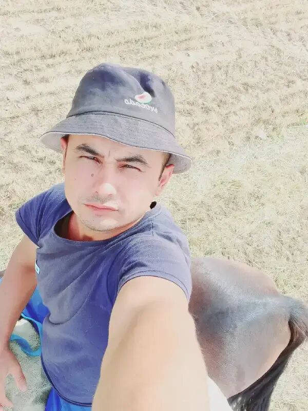  23894017  Nodir, 39 ,    