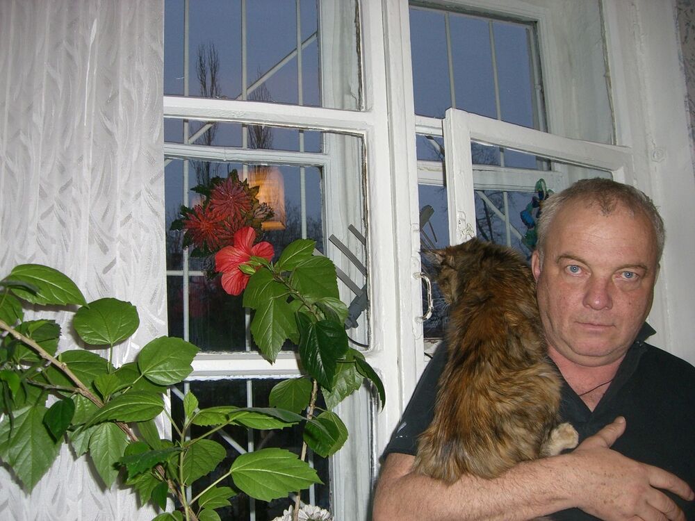  ,   Tolya, 70 ,   ,   , c 