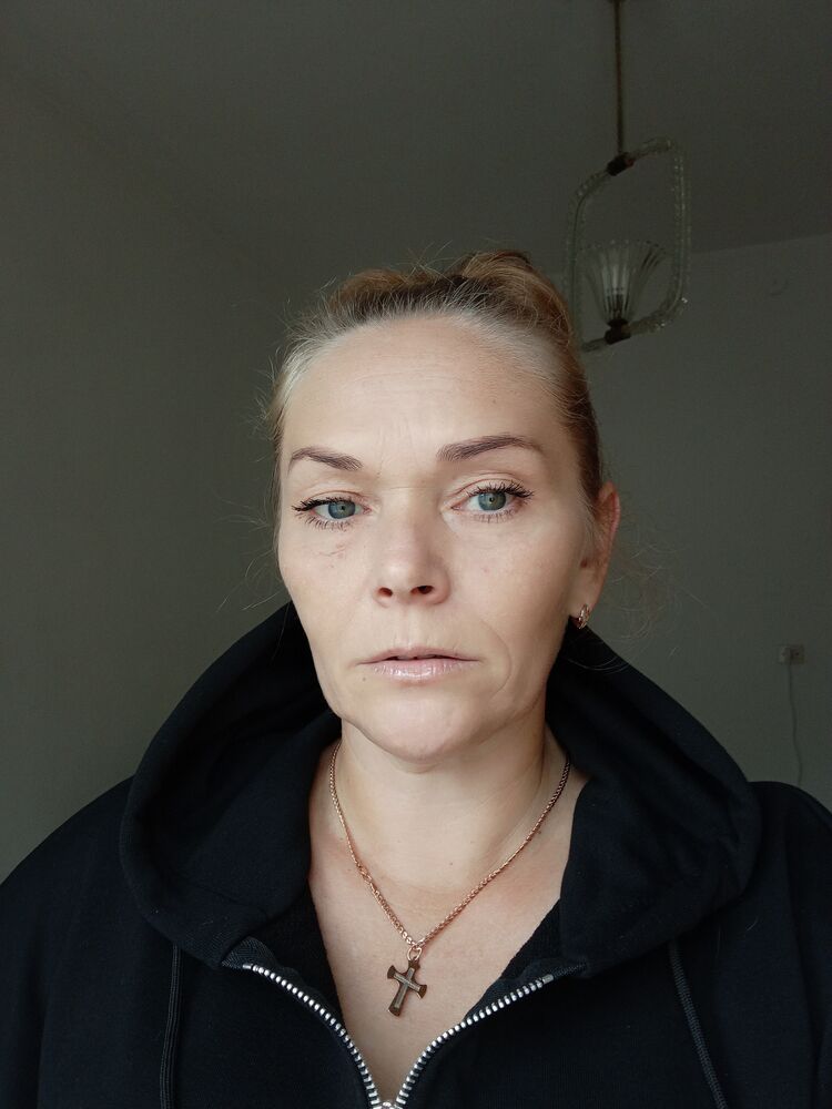  24634757  Oksana, 49 ,    Ferriere