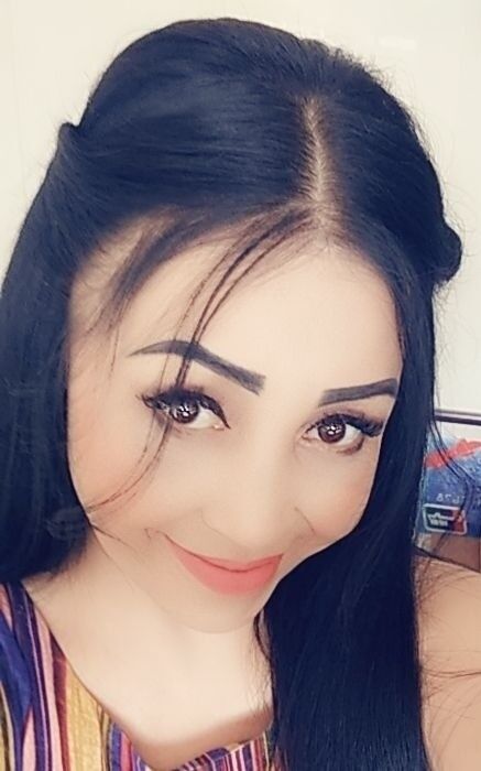  ,   Nilufar, 43 ,  