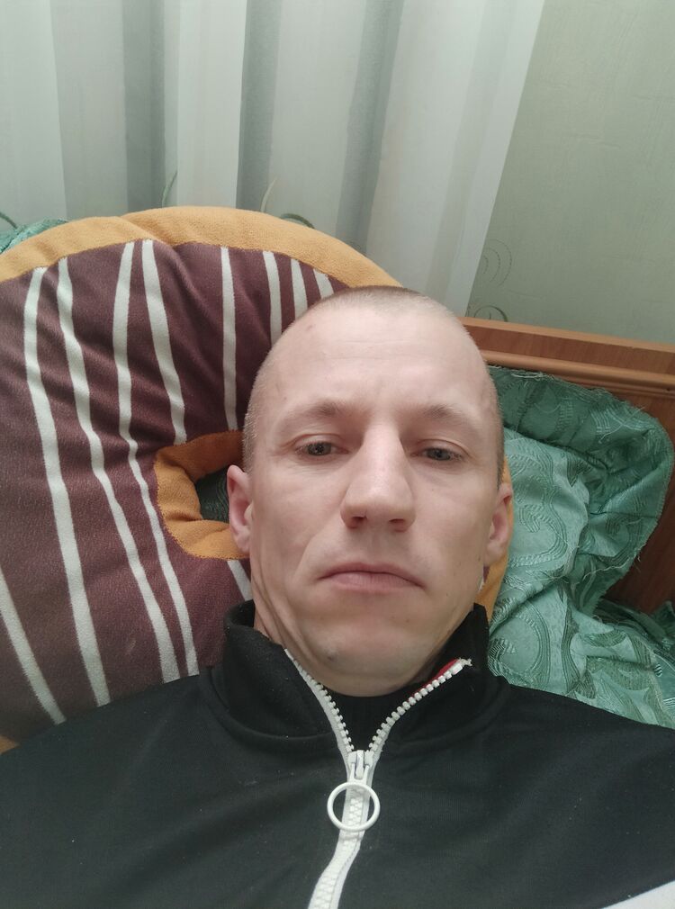  31435777  , 37 ,    