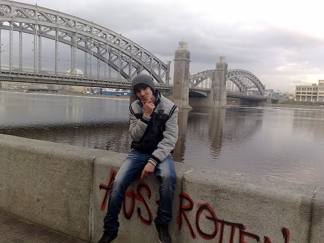  ,   AkoshA, 33 ,     , c , 