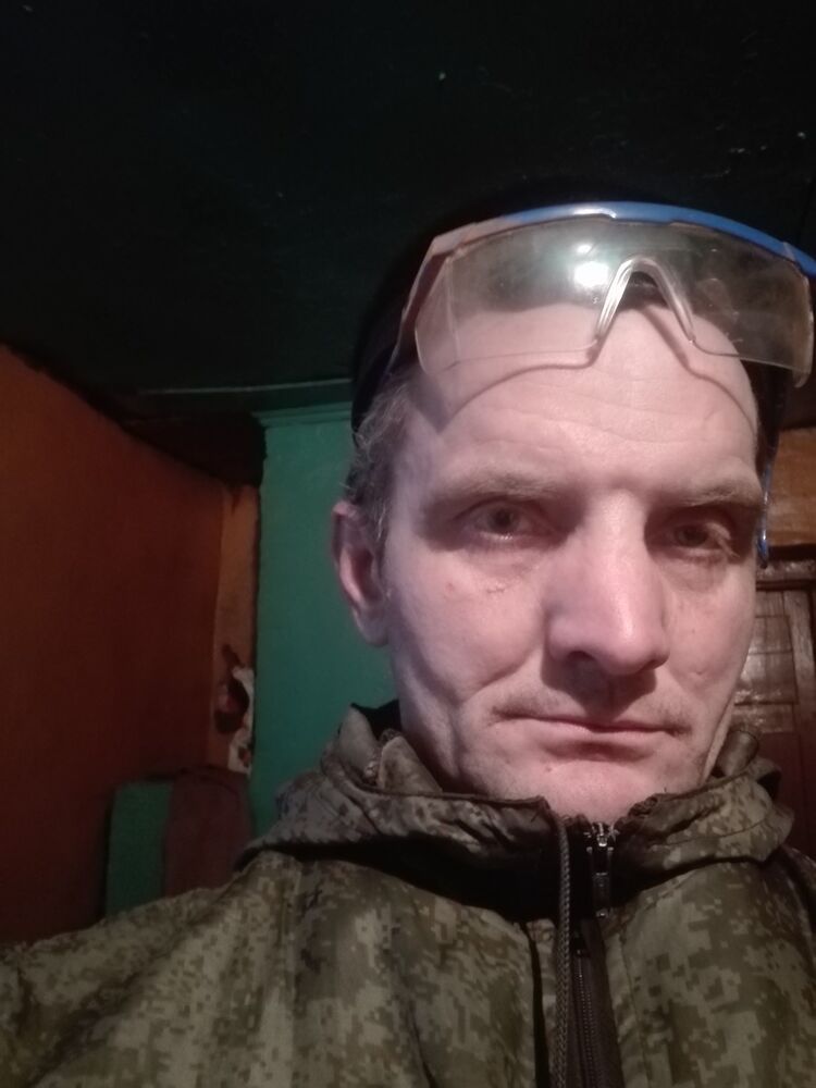  ,   Vitalii, 45 ,   