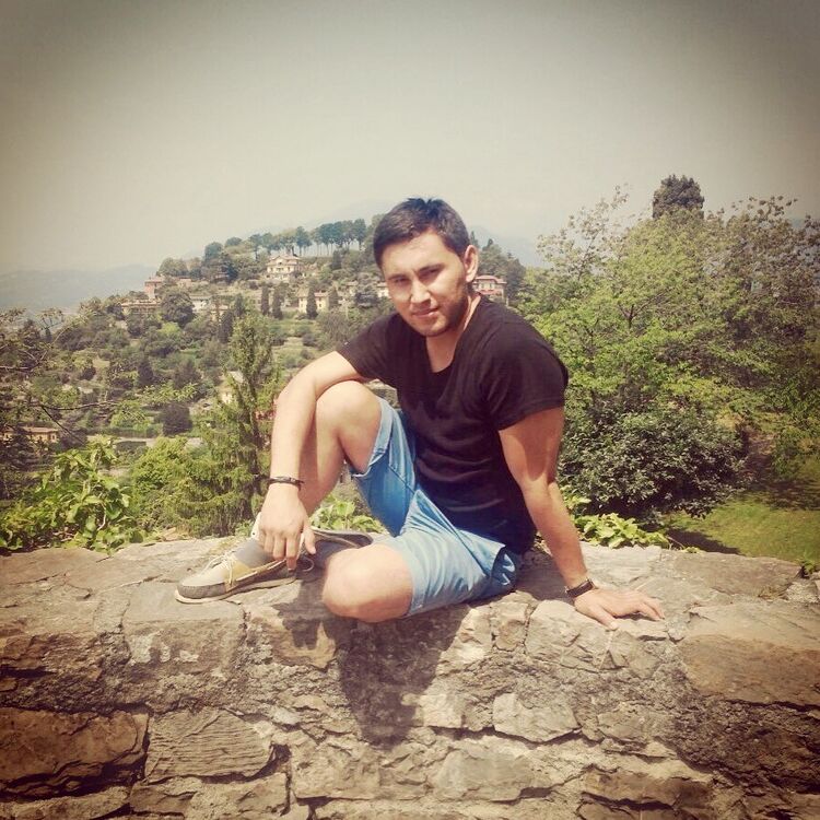  ,   Alen, 40 ,   