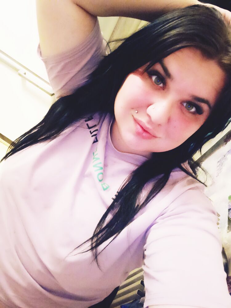  46016077  , 27 ,    