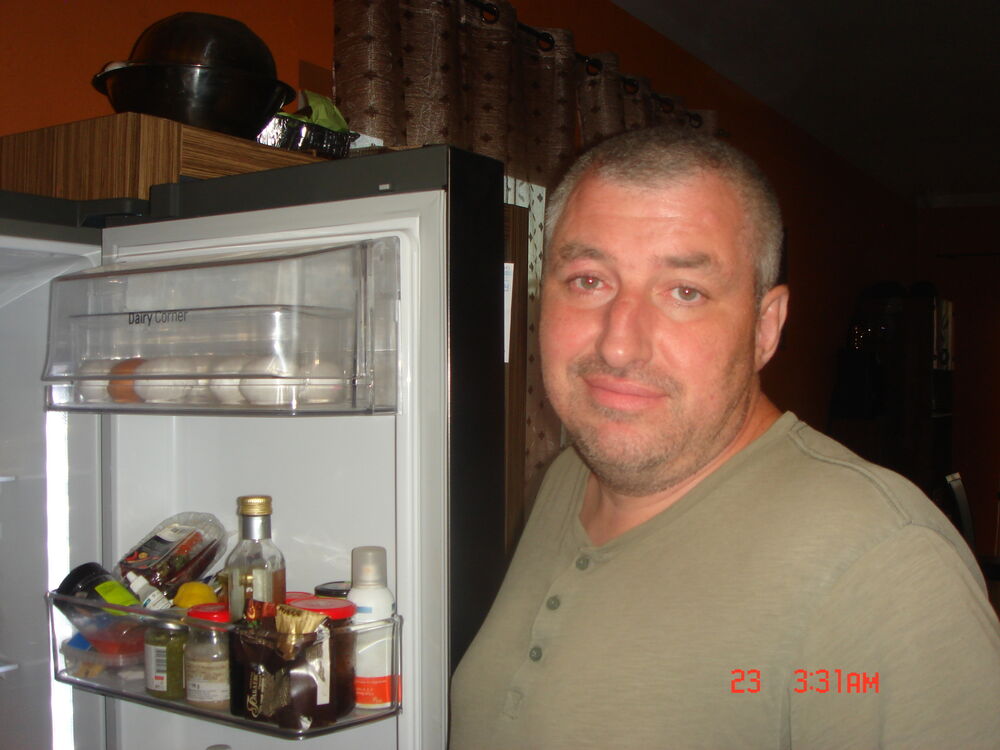  24570317  Evgenij, 51 ,    