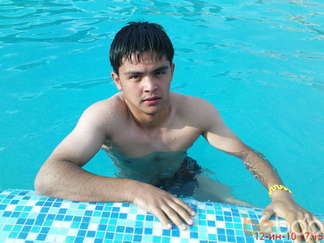  ,   Ziki, 35 ,   