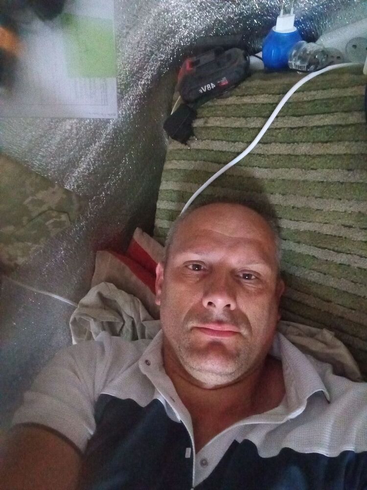  52692437  TIGRAN, 40 ,    