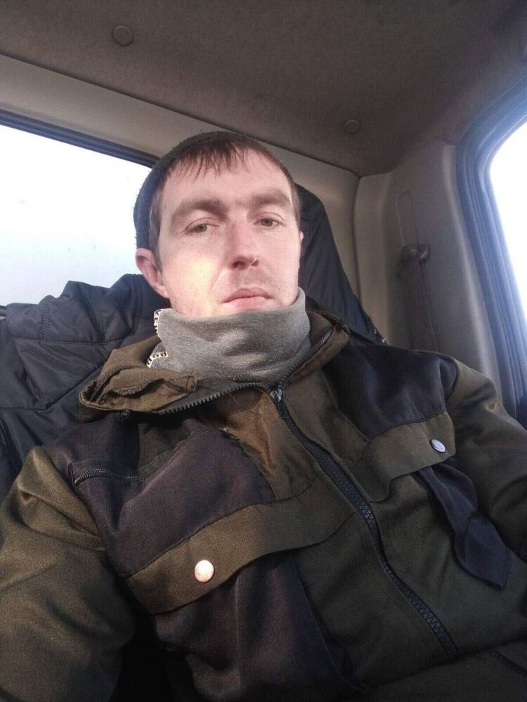  32403067  , 34 ,    