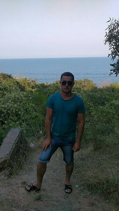  ,   Andrei, 29 ,   ,   , c 