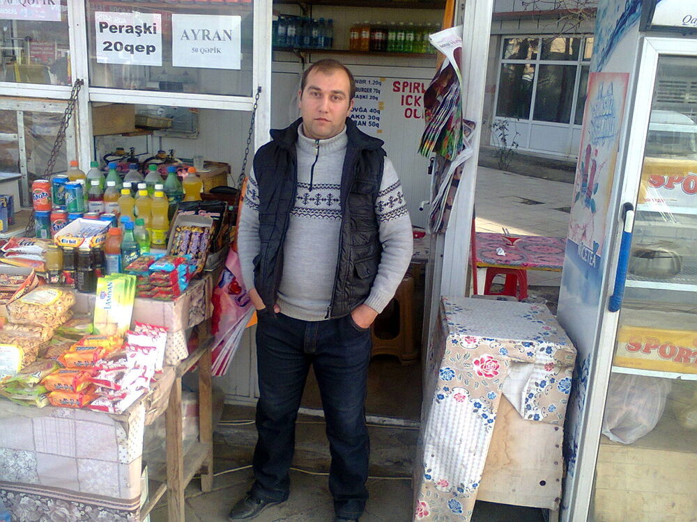  ,   Xeyal, 34 ,   