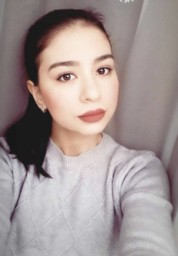  15973947  Dinara, 30 ,    