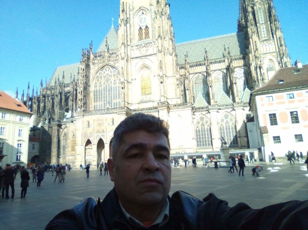  19606187  Alexander, 44 ,    -