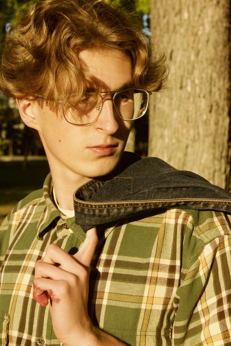  -,   , 23 ,   ,   