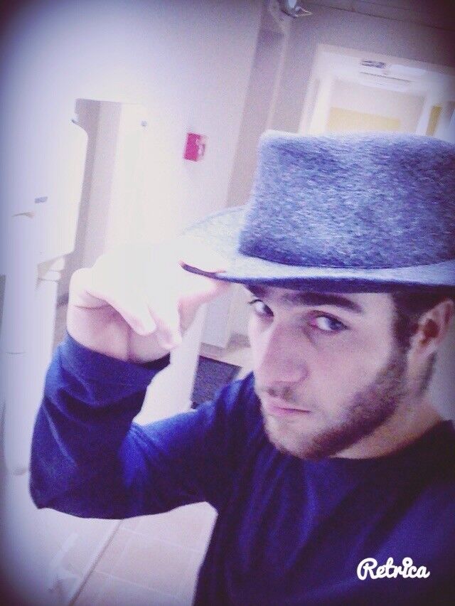  8371227  Sandroo, 29 ,    