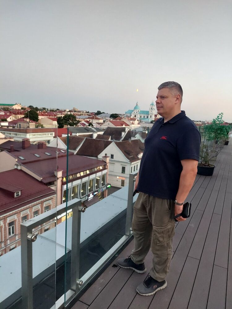  54068887  MAREK, 45 ,    