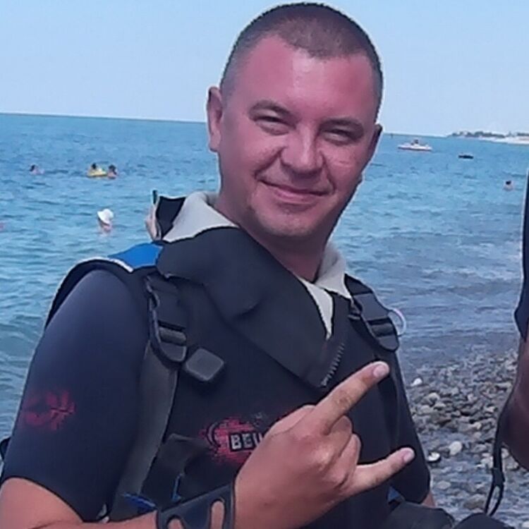  44037627  Alexey, 41 ,    